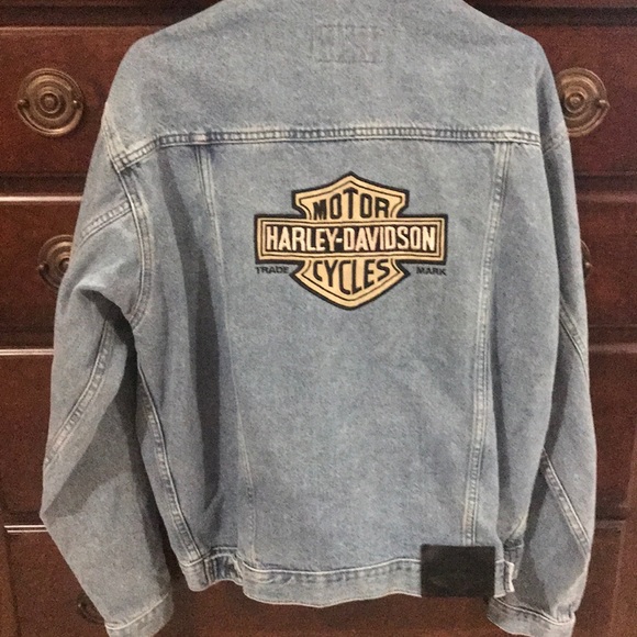 Men’s Harley Denim jacket size small fits Large - Picture 2 of 3